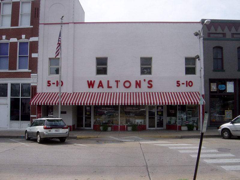 Walton's_Five_and_Dime_store,_Bentonville,_Arkansas Sam Walton's Five and Dime